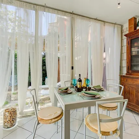 Toys With Garden And Sea View - Happy Sanremo