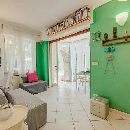 Toys With Garden And Sea View - Happy Apartment Sanremo