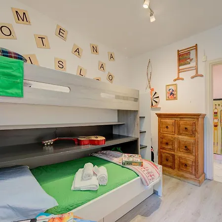 Apartment Toys With Garden And Sea View - Happy *